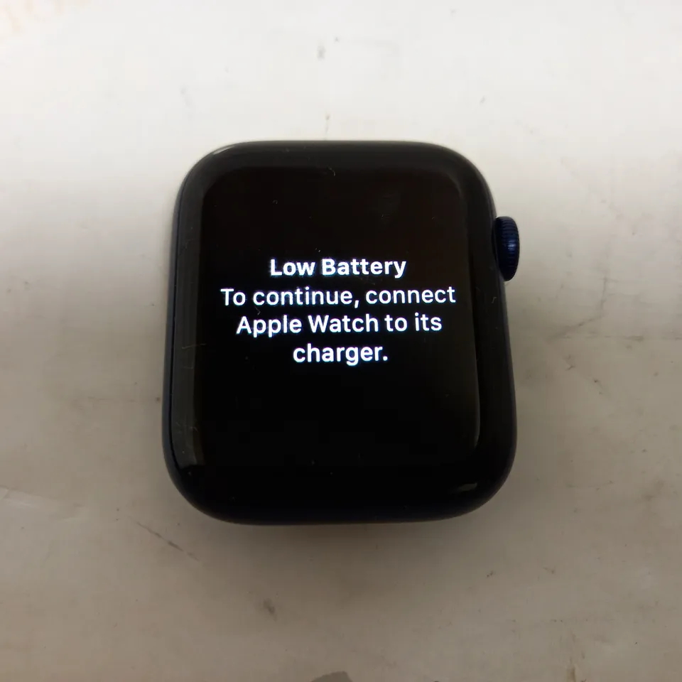 APPLE WATCH SERIES 6