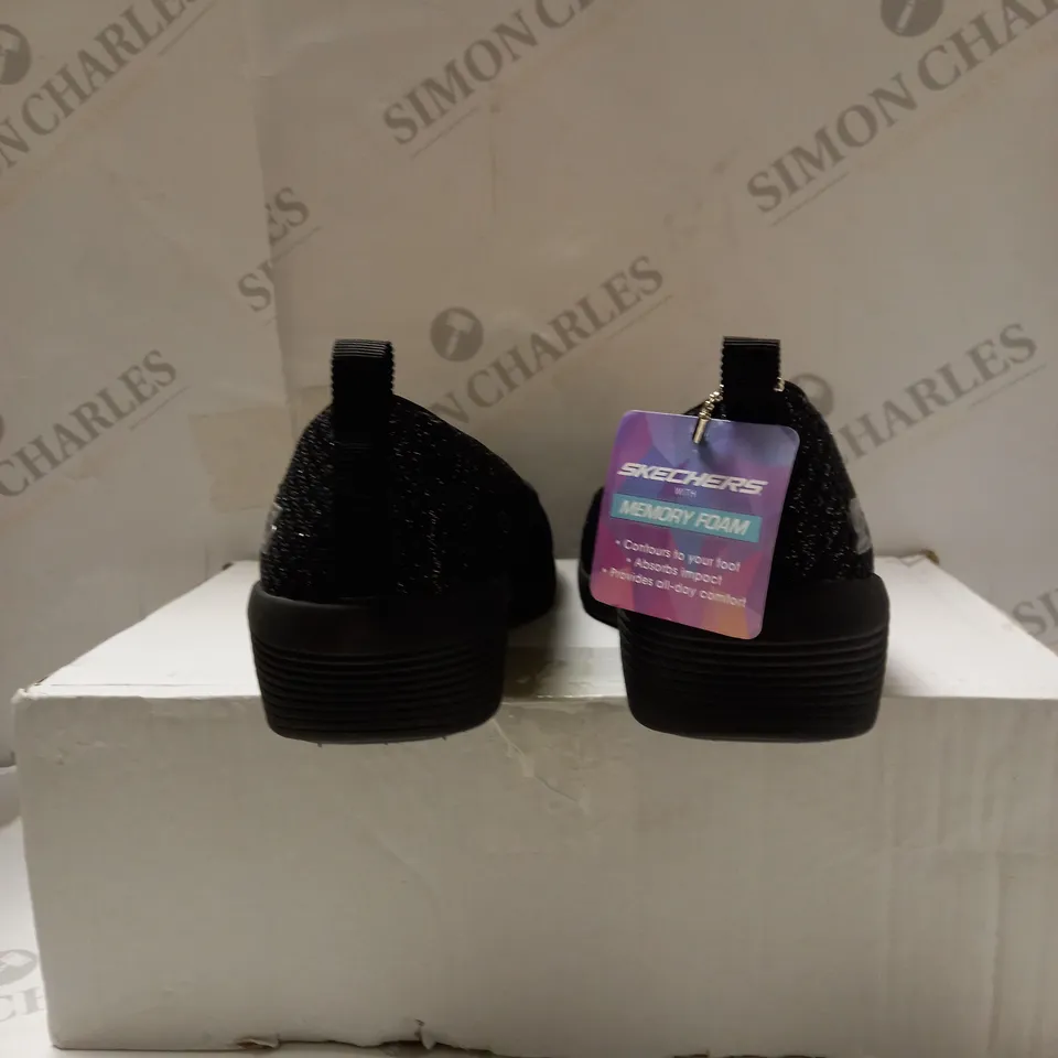 BOXED PAIR OF SKECHERS ARYA SWEET GLITZ RHINESTONE SKIMMER BLACK BALLET SHOES - SIZE 5