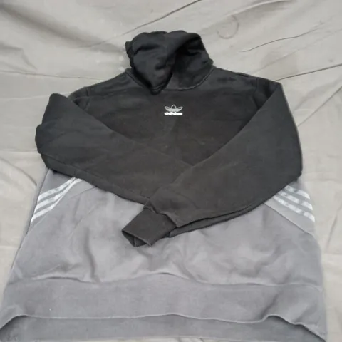 ADIDAS KIDS HOODIE – BLACK WITH GREY PANEL, UK 15-16YRS