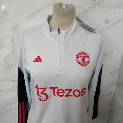 MANCHESTER UNITED FC 1/4 ZIP TRAINING TOP SIZE 16