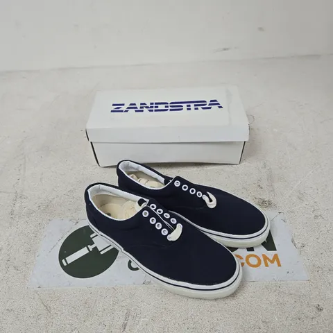 ZANDSTRA NAVY CANVAS SNEAKERS – UK 6.5 (EU 39)