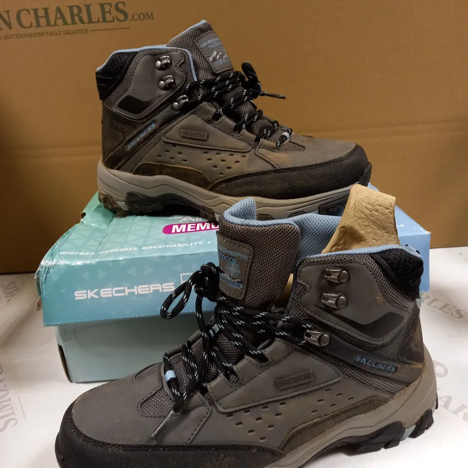 SKETCHERS FLEX APPEAL SIZE 5.5