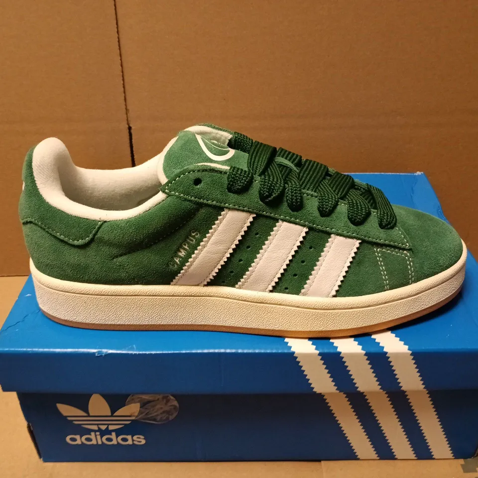BOXED PAIR OF ADIDAS CAMPUS 00S IN GREEN - UK 8.5