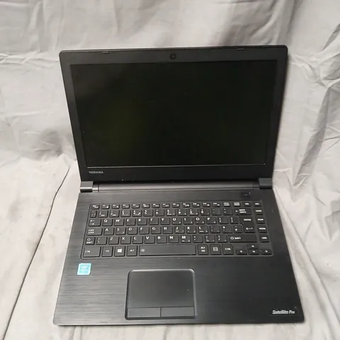 TOSHIBA SATELLITE PRO R40-C LAPTOP