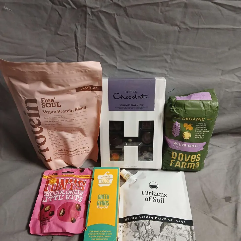 APPROXIMATELY 10 ASSORTED FOOD ITEMS TO INCLUDE - HOTEL CHOCOLAT, TONYS AND SIMPLY COOK - COLLECTION ONLY