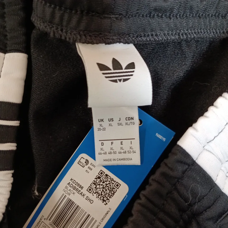 ADIDAS THE BRAND WITH 3 STRIPES SHORTS IN BLACK - UK XL