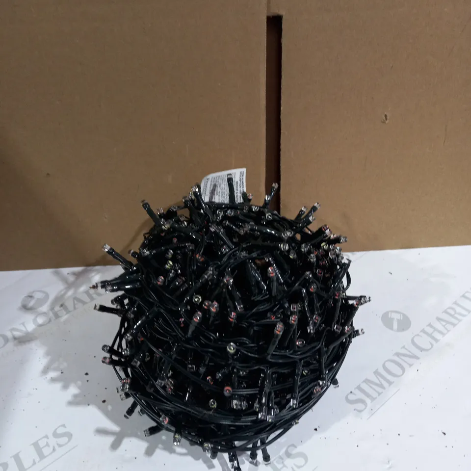 FESTIVE 1000 CARNIVAL OUTDOOR/INDOOR FIREFLY LIGHTS RRP £59.99