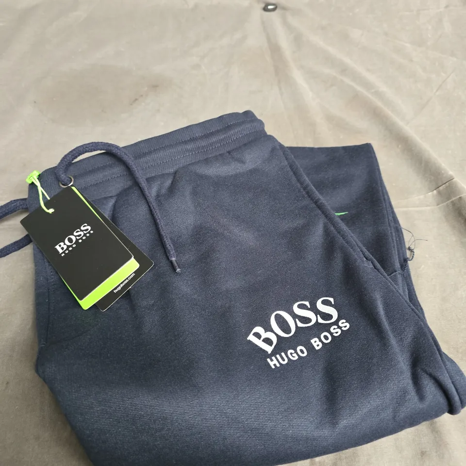 HUGO BOSS NAVY DRAWSTRING JOGGERS – UK SIZE L