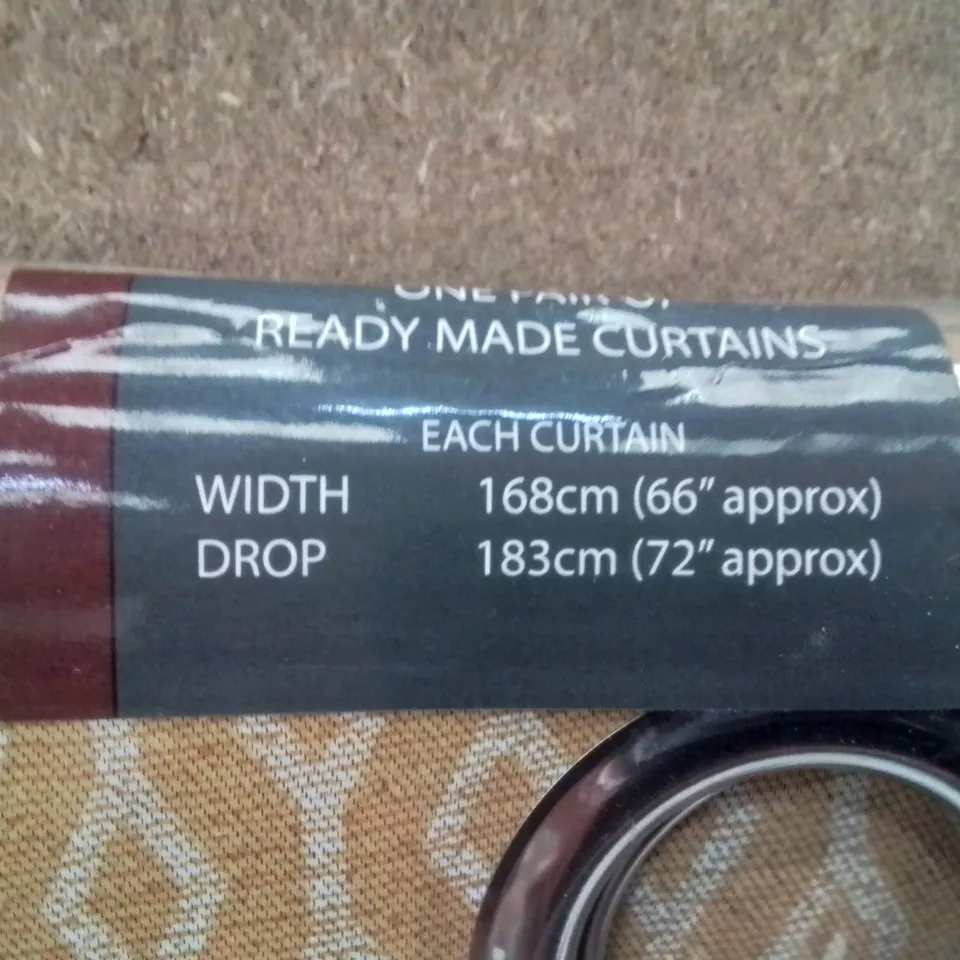 BRAND NEW ENHANCED LIVING BLACKOUT THERMAL CURTAINS 168 X 183CM (YELLOW)