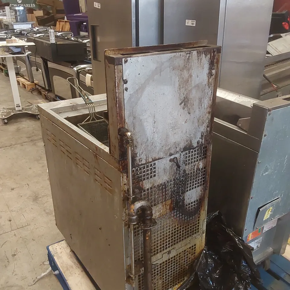 FALCON COMMERCIAL FRYER