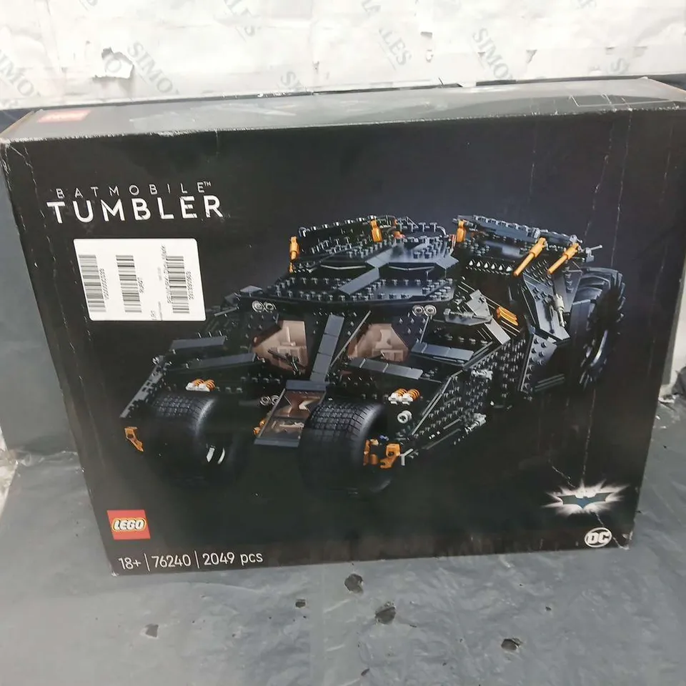 BOXED LEGO BATMAN THE DARK KNIGHT TRILOGY BATMOBILE TUMBLER - 76240 RRP £199.99