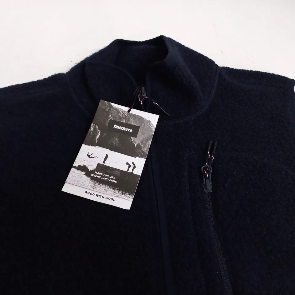 FINISTERRE PORTELLE WOOL FLEECE GILET IN NAVY - L