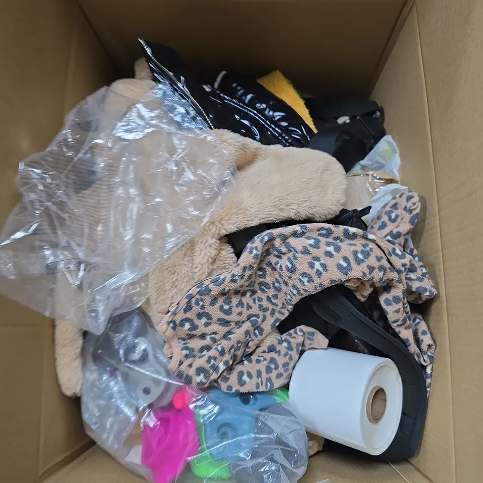 LARGE BOX OF APPROX 20 ASSORTED ITEMS