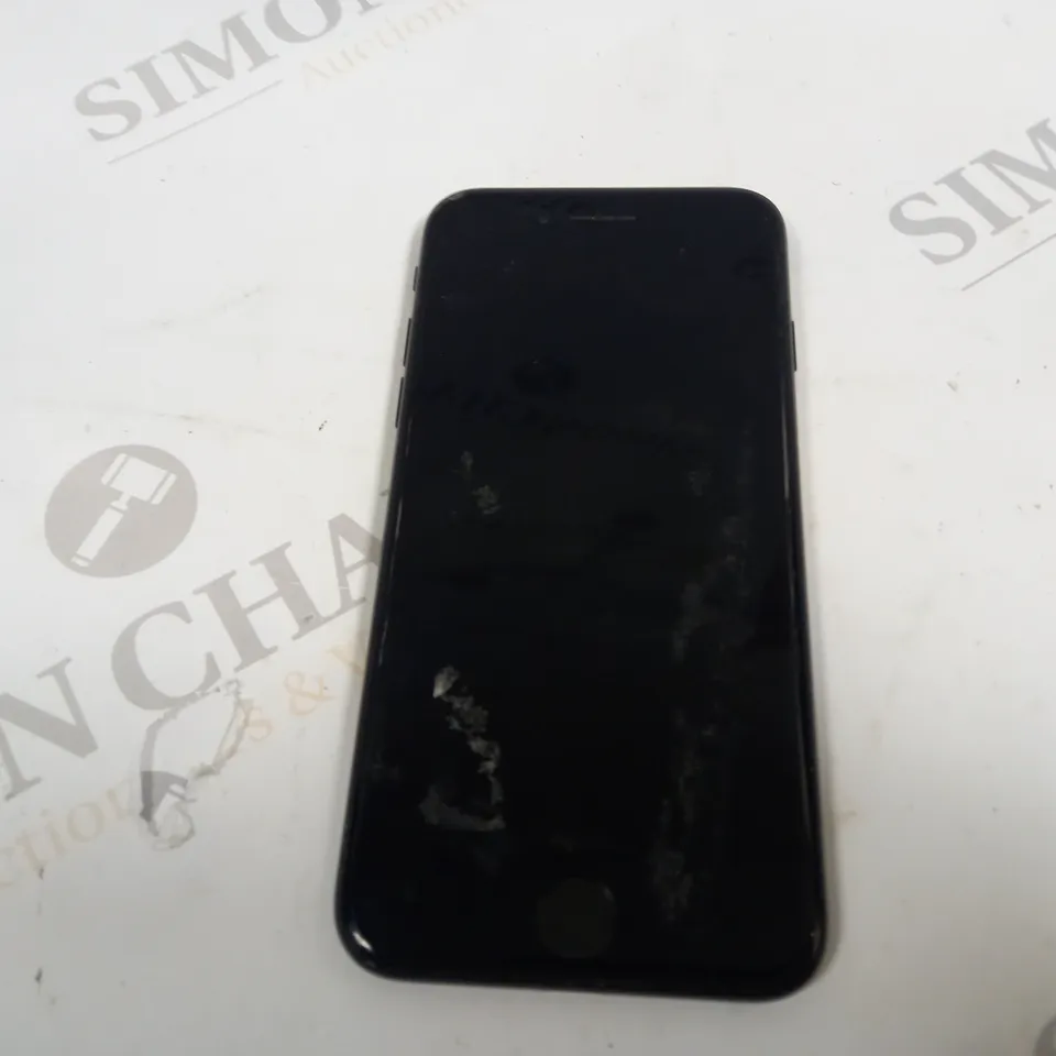 APPLE IPHONE 7 (A1778) SMARTPHONE