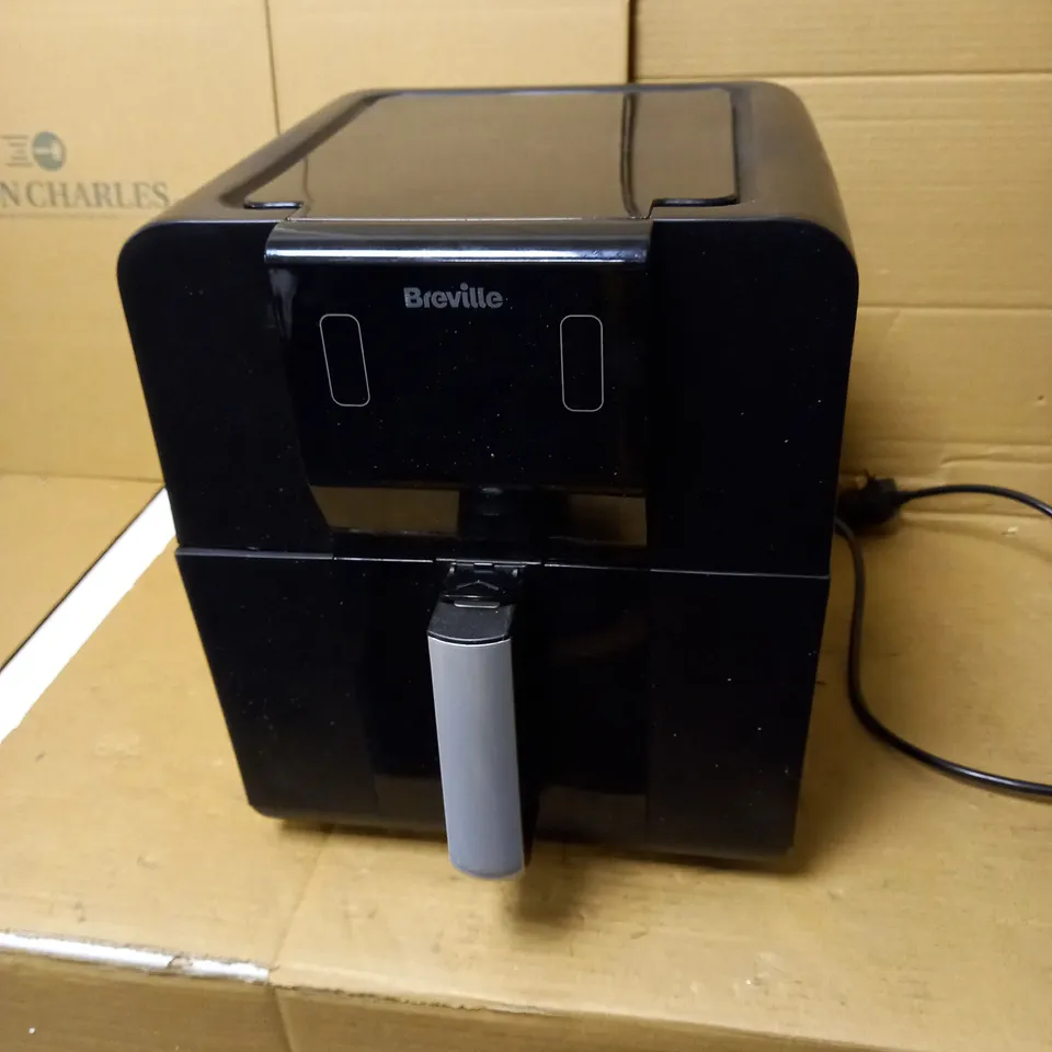 BREVILLE AIR FRYER