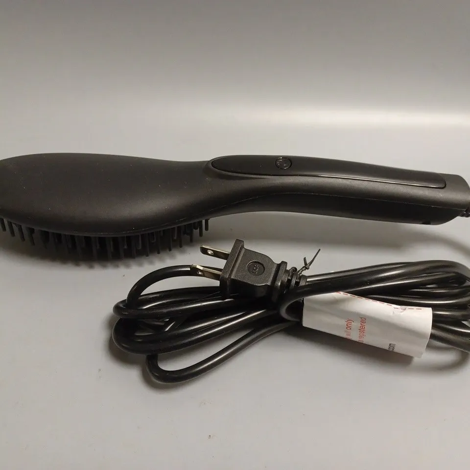 BOXED HERSTYLER STRAIGHT BRUSH PRO