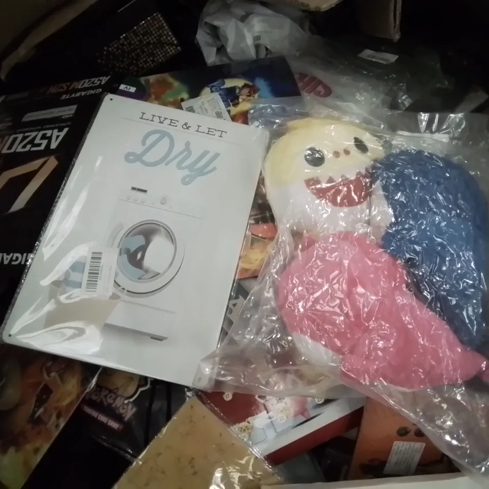 PALLET OF ASSORTED ITEMS, INCLUDING, RETRO METAL SIGNS, POKEMON CARD FILES, SOFT TOYS, PHONE PROTECTORS 