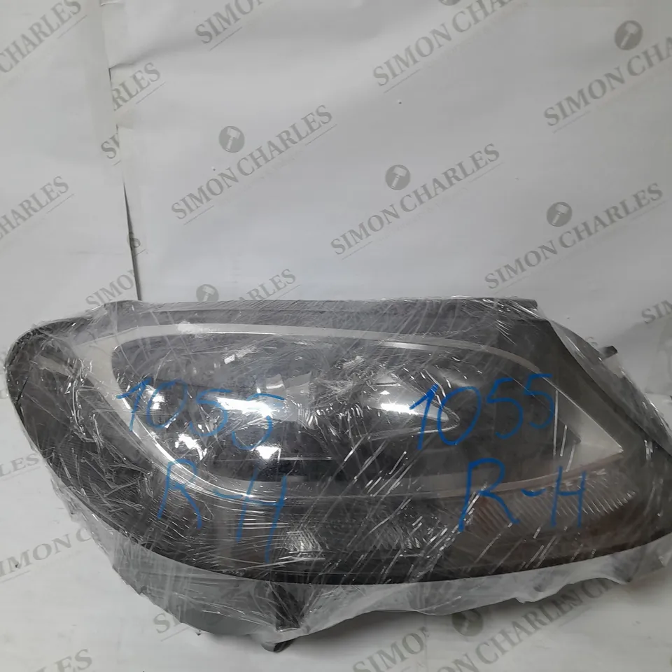 MERCEDES BENZ C CLASS FRONT RIGHT HEADLIGHT UNIT