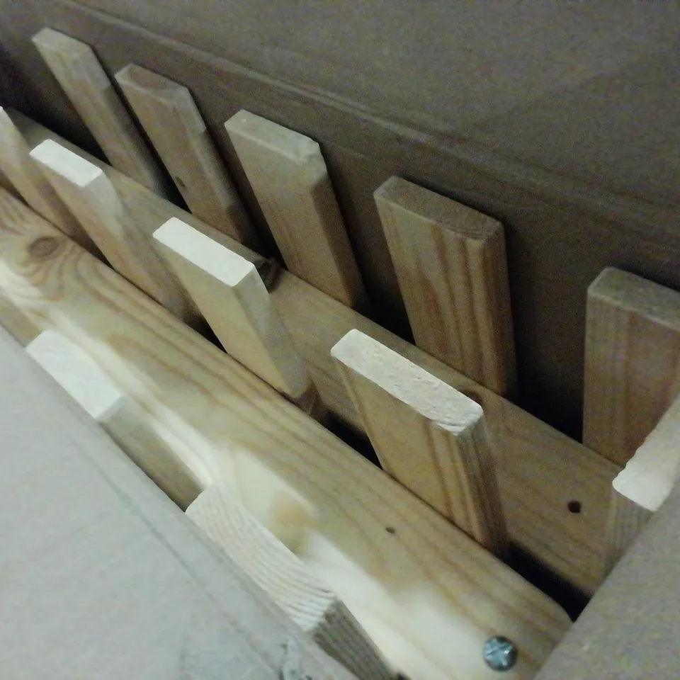 BOXED ARLETE SINGLE FUTON WOODEN FRAME