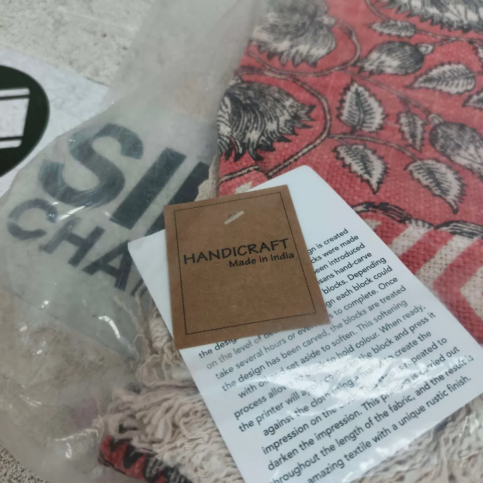 BOX OF APPROXIMATELY 8 HANDICRAFT (MADE IN INDIA) RUGS SIZE UNSPECIFIED