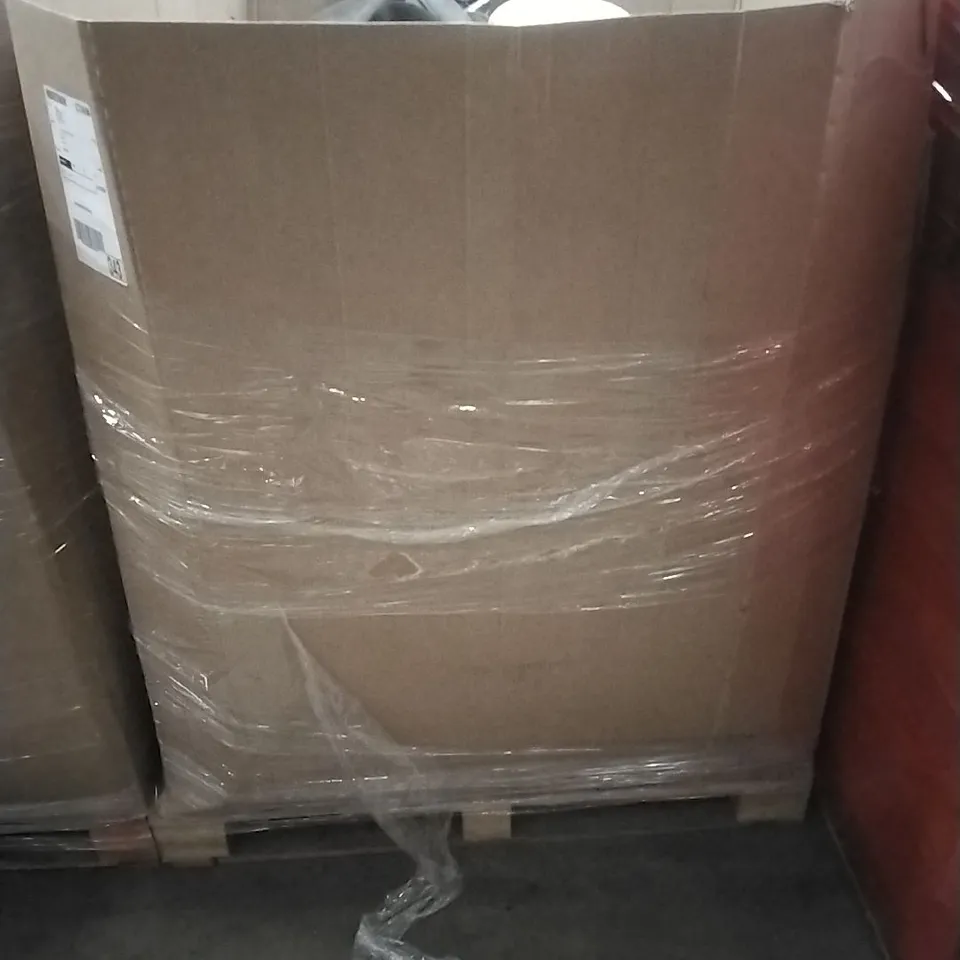 PALLET CONTAINING APPROXIMATELY 100 WOMEN'S DESIGNER CLOTHES WHICH INCLUDE; JD WILLIAMS COATS, SIMPLY BE BLAZERS, SKIRTS ETC