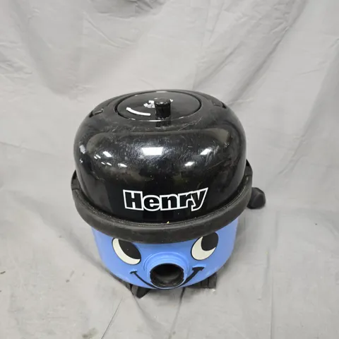 NUMATIC HENRY VACUUM CLEANER (BLUE) WITH HOSE & WAND ATTACHMENTS