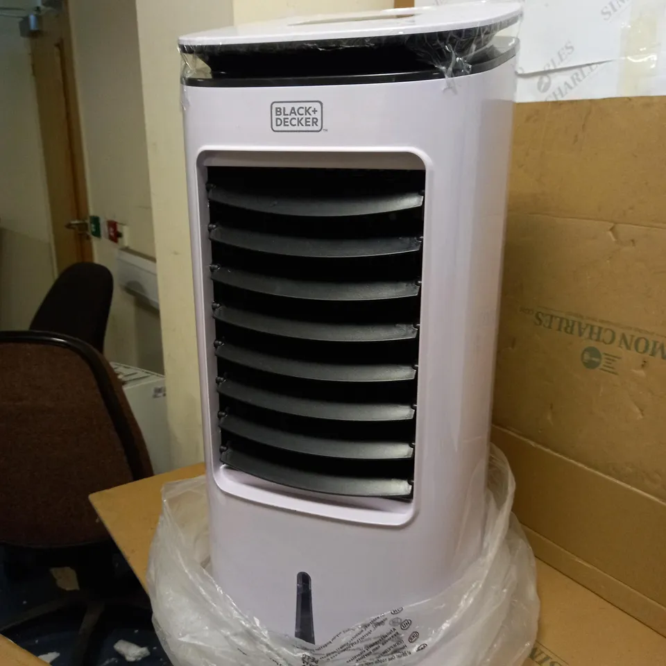 BLACK+DECKER 7 LITRE DIGITAL 2-IN-1 AIR COOLER