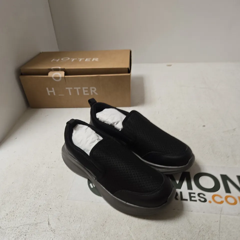 HOTTER STRIKER STRKRS BLACK SLIP-ON SHOES – UK 6 