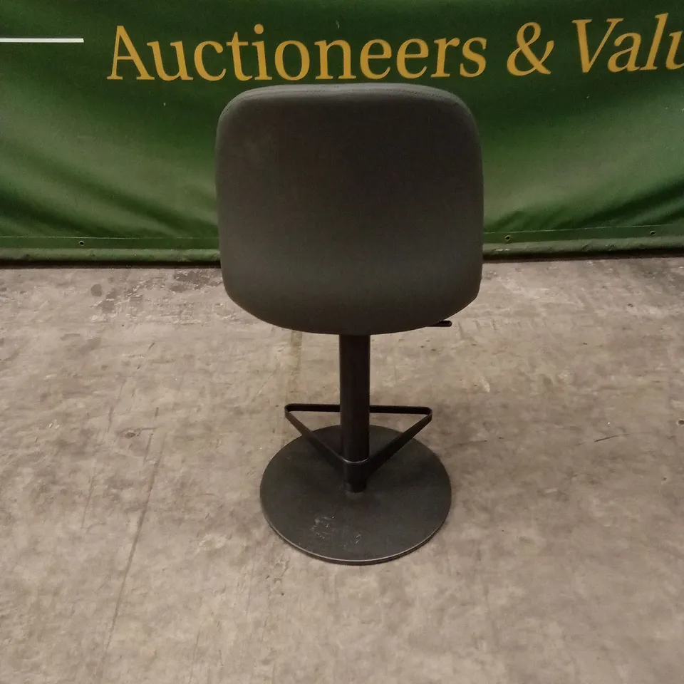 QUALITY DESIGNER ZARAGOZA GAS-LIFT BARSTOOL, DARK GREY PU LEATHER