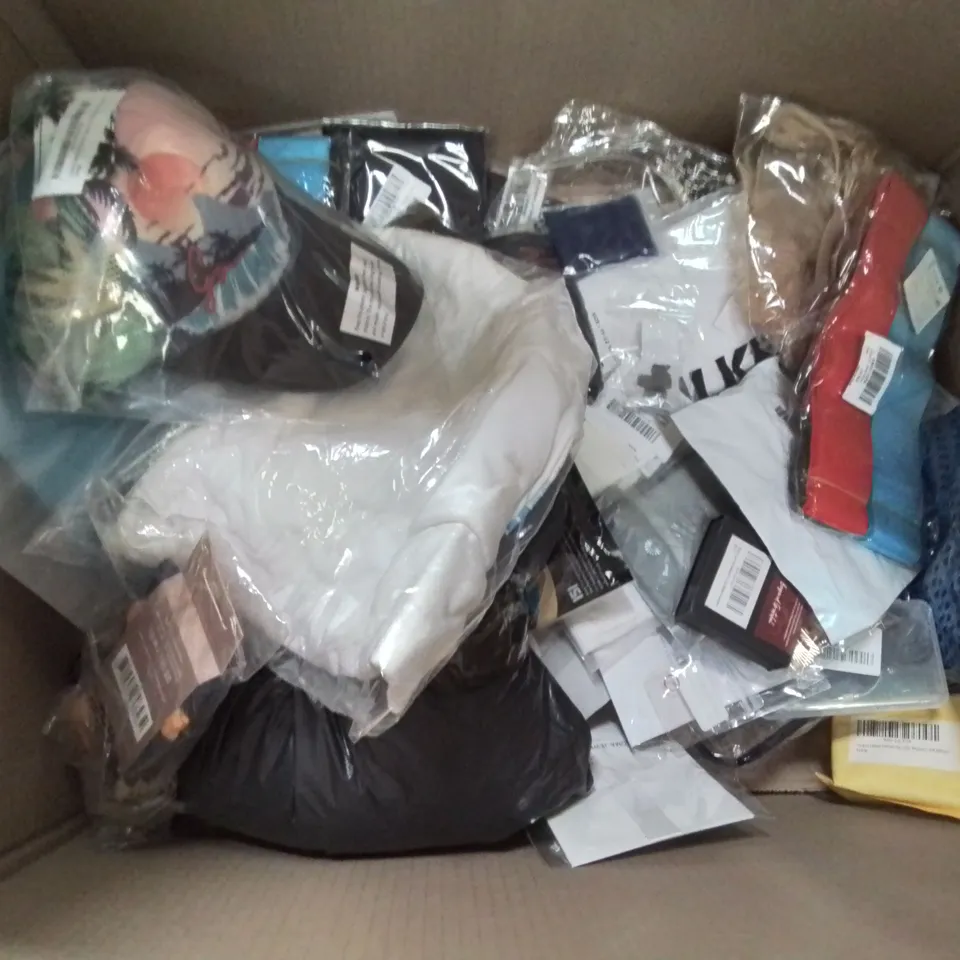 BOX CONTAINING LARGE AMOUNT OF MIXED FASHION ITEMS TO INCLUDE: SILVER PLATE AND COSTUME JEWELLERY, CLOTHING ITEMS ETC.