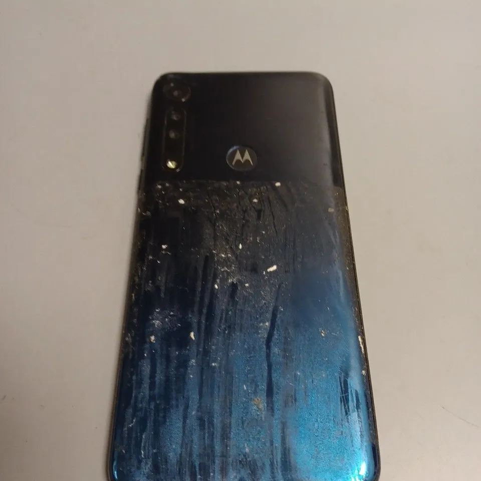 MOTOROLA MOTO G8 POWER