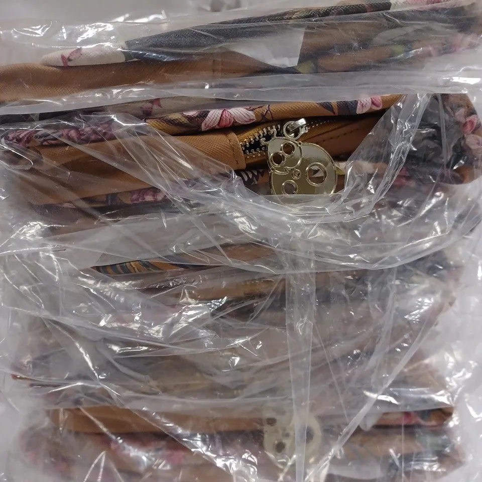 BOX OF APPROX 7 JOANA FULANA TROPIC FLORAL PREMIUM COLLECTION TAN STORAGE BAGS	