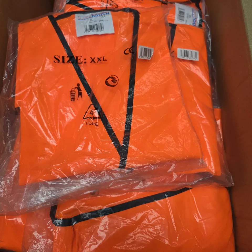 APPROXIMATELY 30 ORANGE HI-VIS VESTS IN SIZES XXL & 4XL