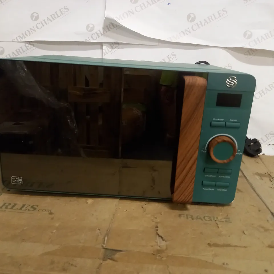 SWAN 20L NORDIC DIGITAL LED MICROWAVE, 800W, PINE GREEN