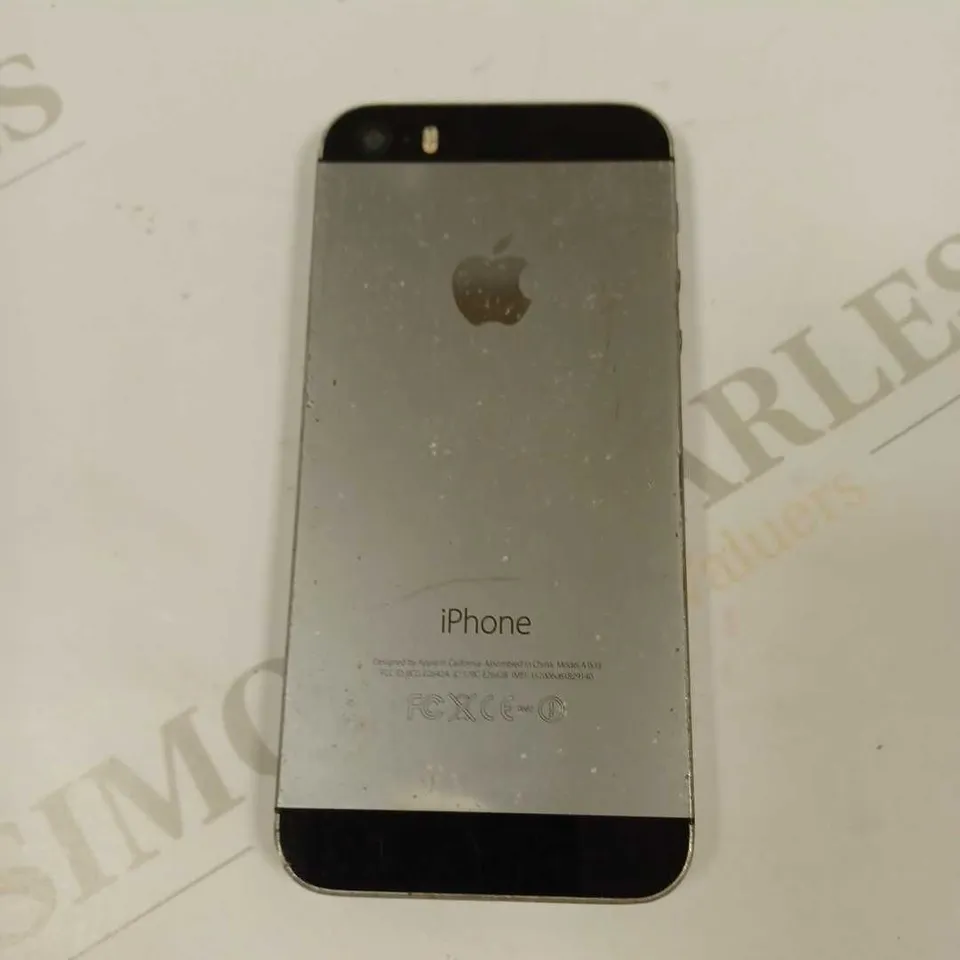 APPLE IPHONE 5S (A1533)