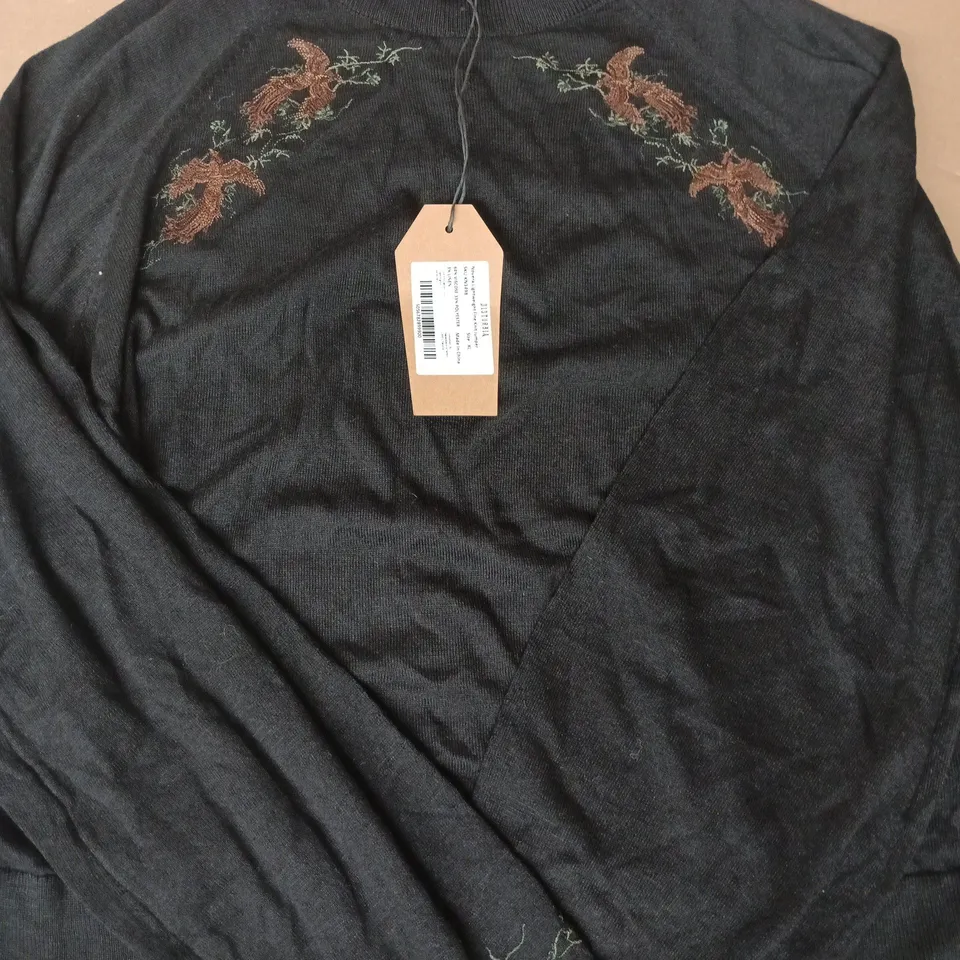 DISTURBIA NOVERA LIGHTWEIGHT FINE KNIT JUMPER IN BLACK SIZE XL