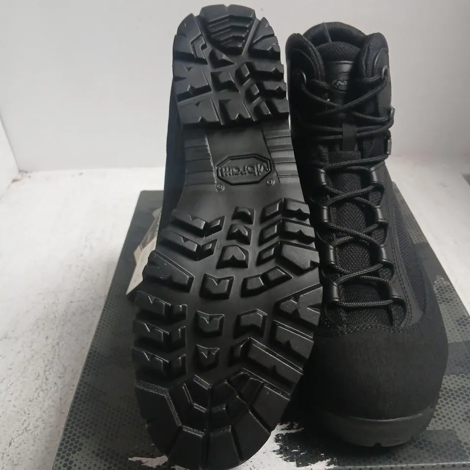 AKU TACTICAL BOOTS – BLACK, SIZE 9M