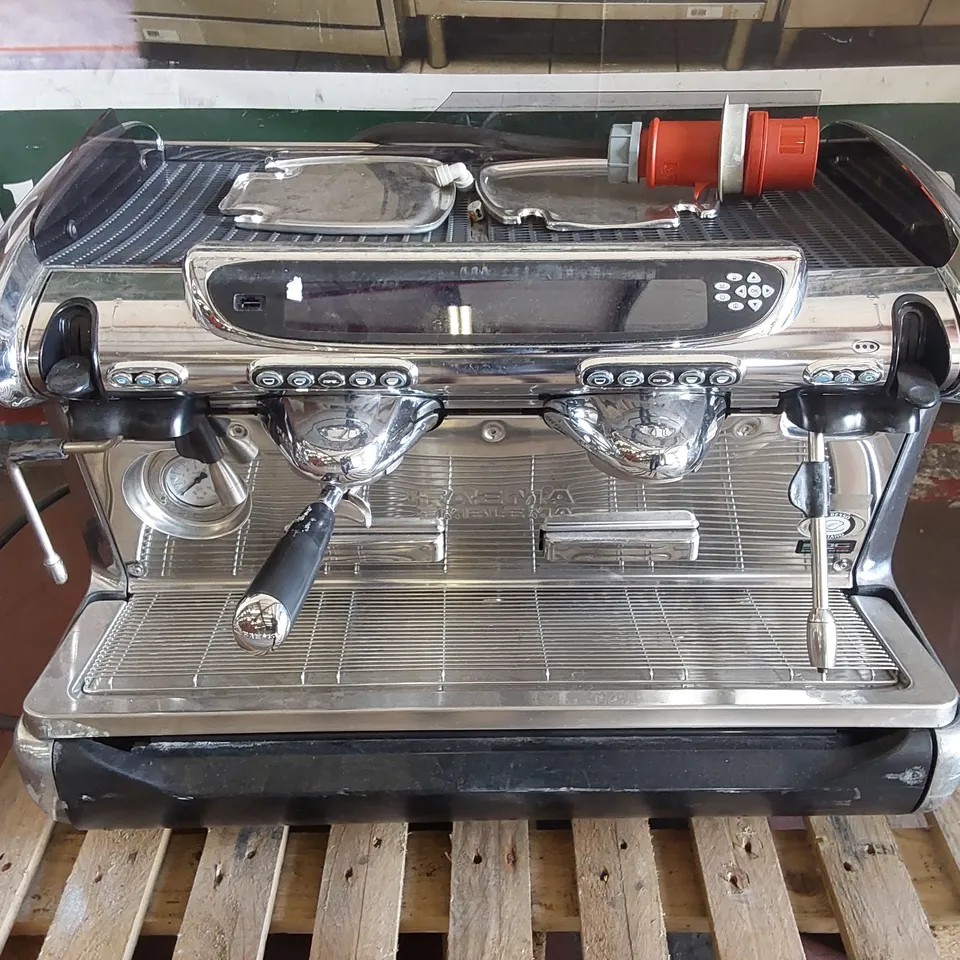 FAEMA EMBLEMA 2 GROUP COMMERCIAL COFFEE ESPRESSO MACHINE 