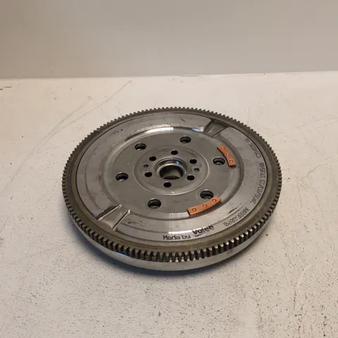VALEO FLYWHEEL / CLUTCH ASSEMBLY (MADE BY VALEO) โ AUTOMOTIVE PARTS