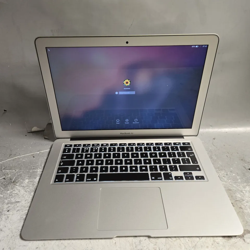 APPLE MACBOOK AIR (2014) 13"