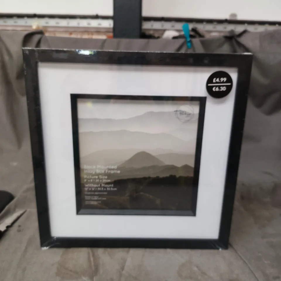 BOX OF APPROXIMATELY 8 BLACK MOUNTED PICTURE FRAMES