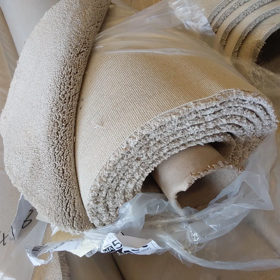 ROLL OF QUALITY ULTIMATE IMPRESSIONS MERIT CARPET // SIZE: APPROXIMATELY 2.65 X 5m