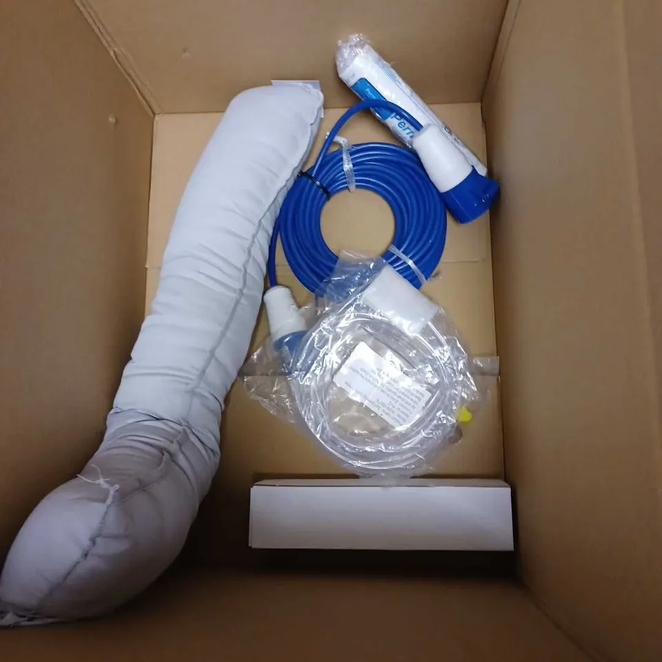 LOT OF APPROX 7 TO INCLUDE ORTHO HAND RESTER , DRY FLAT BAG , BREAD CRUST PRESSES , ETC