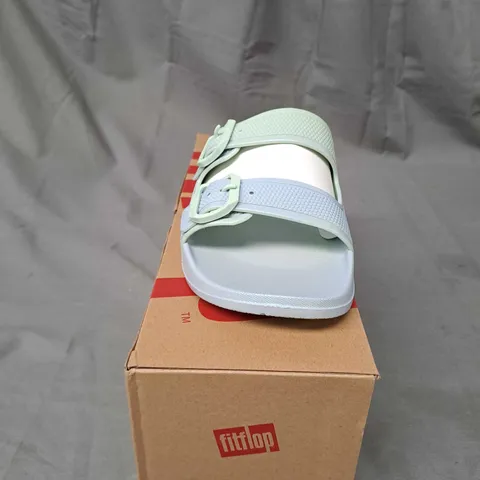 BOXED PAIR OF FIFLOP BUCKLE SLIDES SIZE UK 5