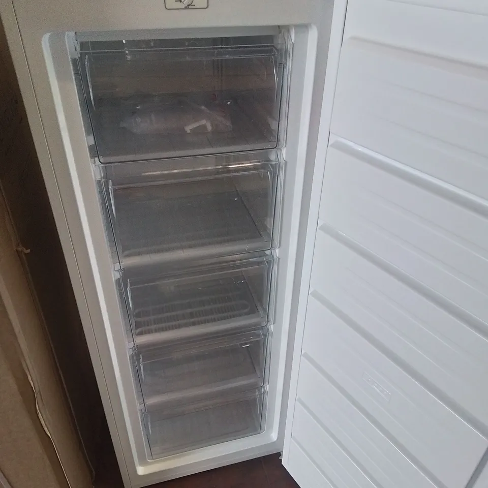 ENGLISH ELECTRIC TALL FREEZER WHITE EEF170H