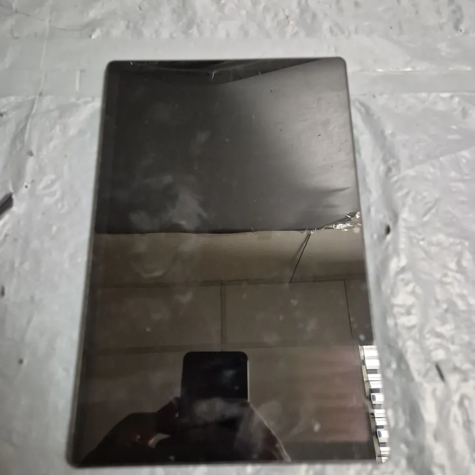 SAMSUNG TABLET 