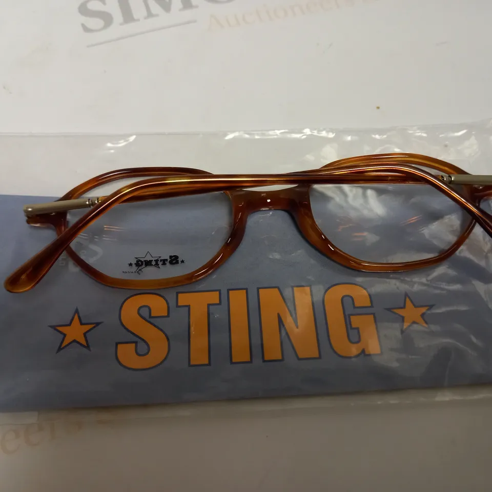 APPROX 11 DERIGO STING GLASSES - BOXED