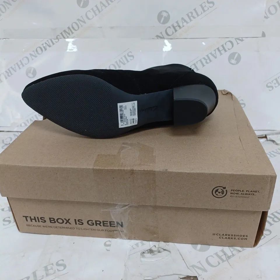 BOXED CLARKS BLACK TERESA BOOTS- SIZE 7 