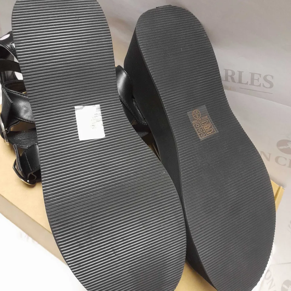 KOI LOVERGIRL FLATFORM BLACK/LILAC SANDALS - SIZE 8