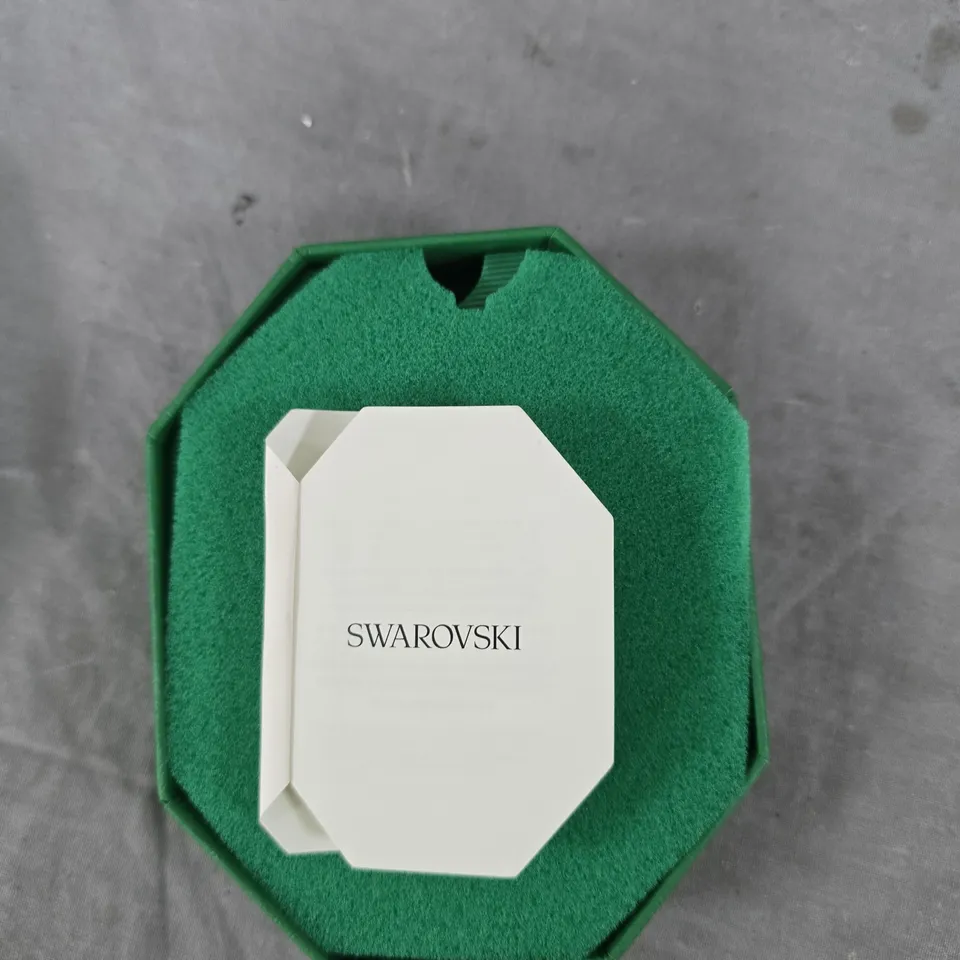 SWAROVSKI CRYSTAL STAR PENDANT WITH GOLD BAIL – PRESENTED IN GREEN SWAROVSKI BOX